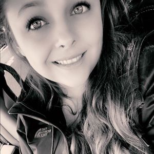 Meet your Posher, Kora